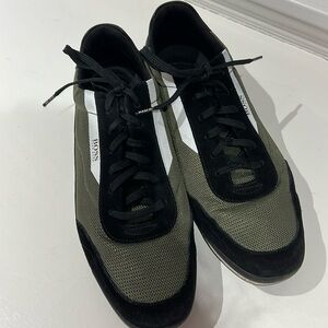 Hugo  Boss men’s tennis shoes sz 44